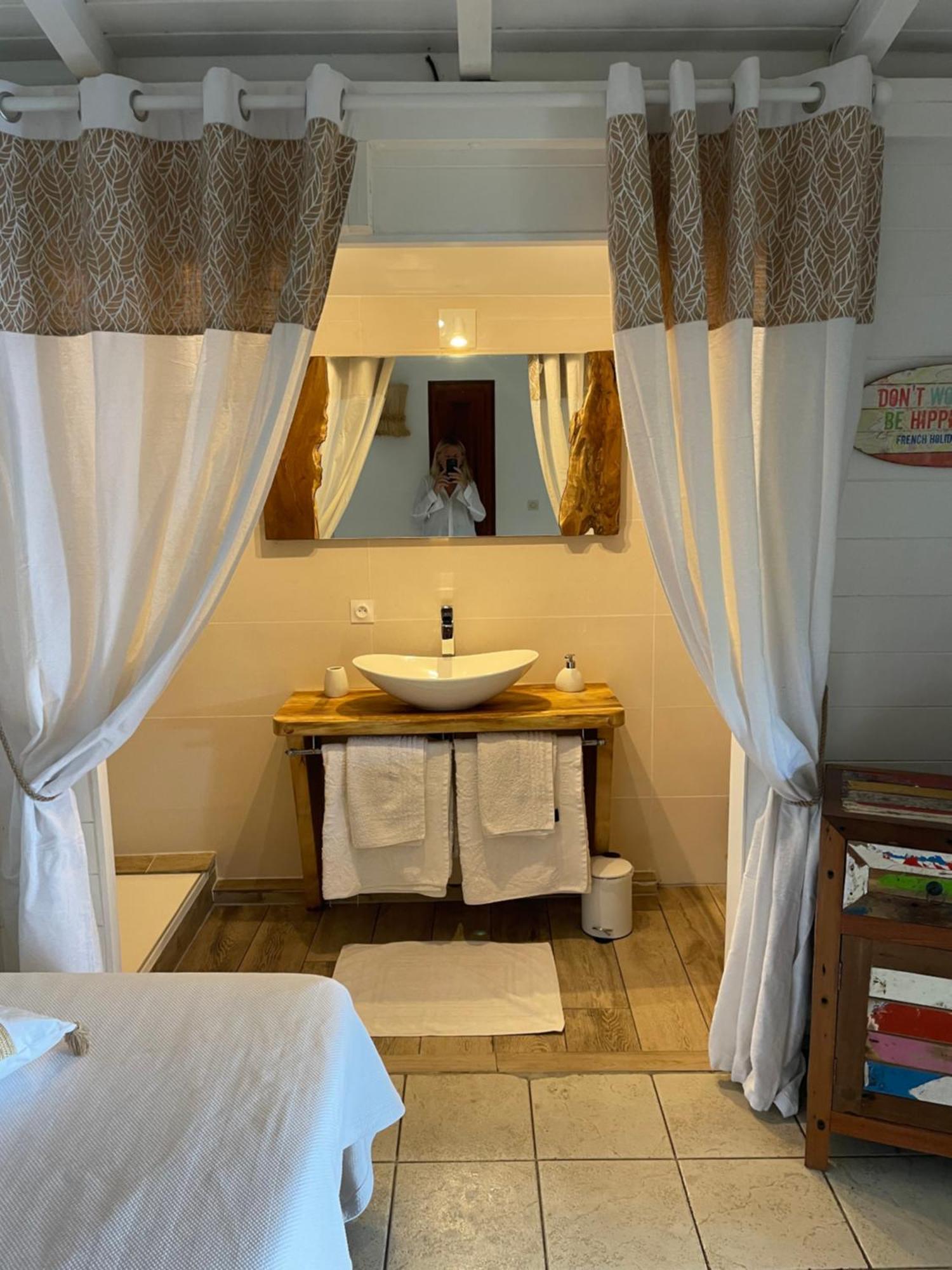 Villa Pelican Lodge Деше Экстерьер фото